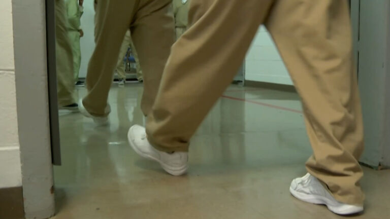 Juvenile offenses can count in ‘three strikes’ life sentences, NJ court rules