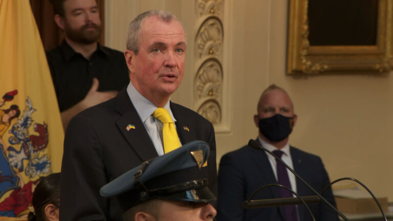 Murphy proposes $49B budget with no new taxes, more school aid