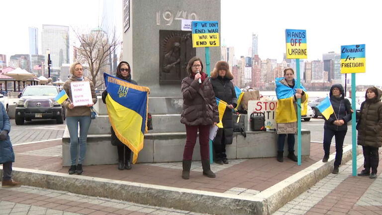 NJ Ukrainians share stories about loved ones, call for no-fly zone