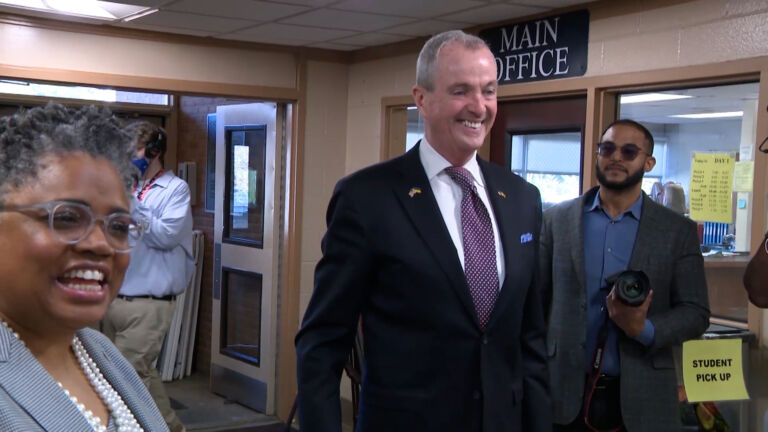 Poll finds Murphy popular, as long as he stays in NJ