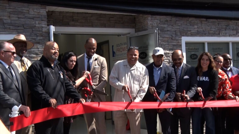 New wellness center aims to close gap in maternal care