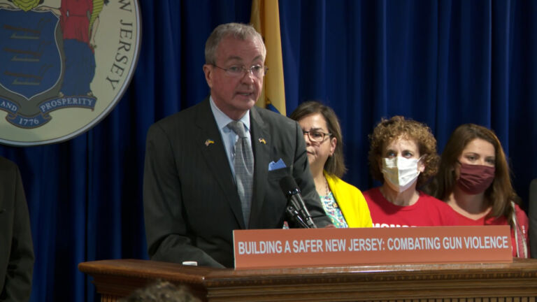 Public pressure could build support for Murphy on gun control