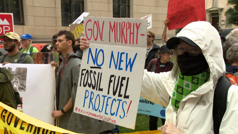Hundreds rally in Trenton to halt fossil fuel projects