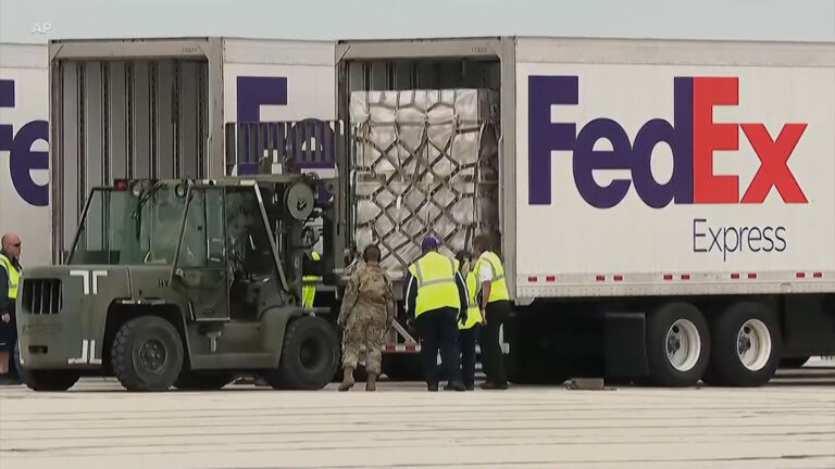 U.S. government program helps with formula shortage