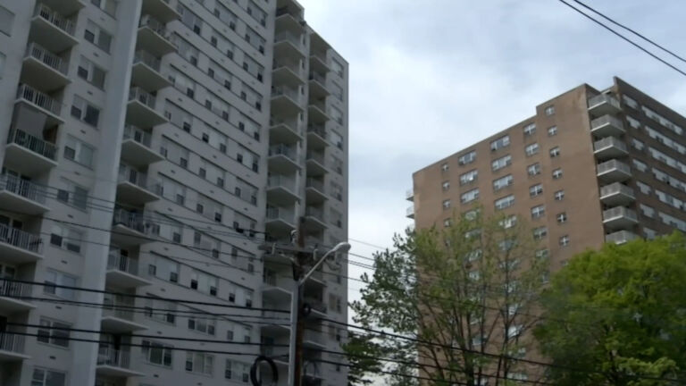Tens of thousands apply for NJ rental assistance lottery