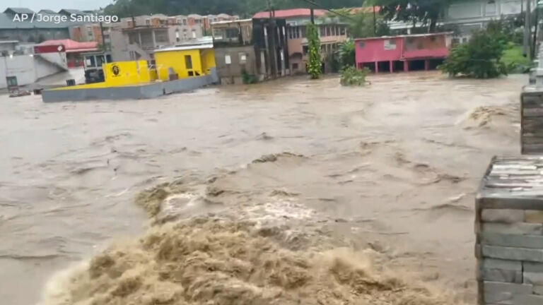 Hurricane Fiona causing ‘life-threatening, catastrophic flooding’ in Puerto Rico