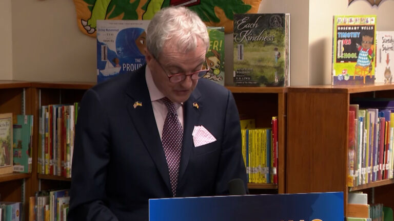 Murphy announces grants to expand full-day preschool programs