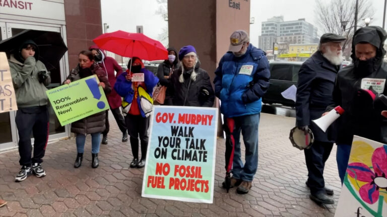 Activists urge NJ Transit to scrap plan for natural gas plant in Meadowlands