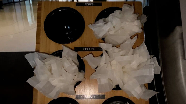 Proposal to ban disposable cutlery, condiment packets at NJ restaurants