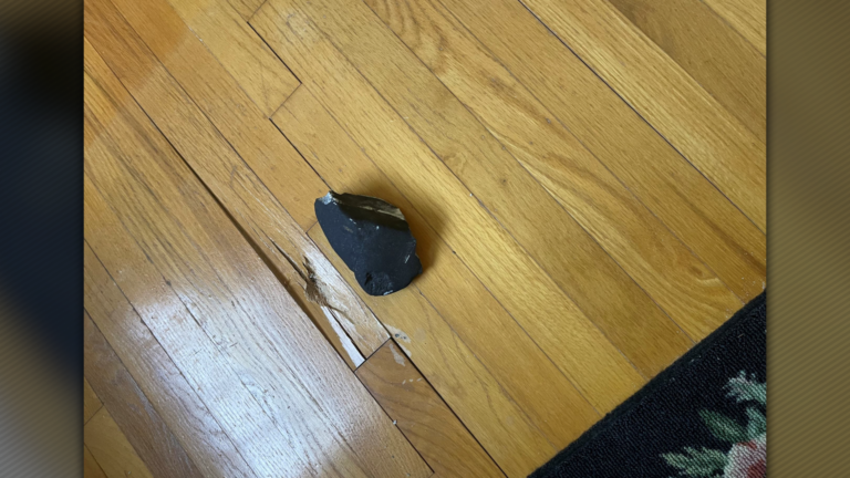 Meteorite crashes through Hopewell Township home