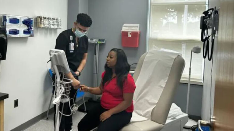 Newark opens first school-based health center