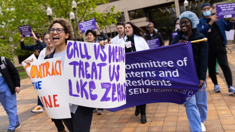 Doctors reach tentative deal with Rutgers
