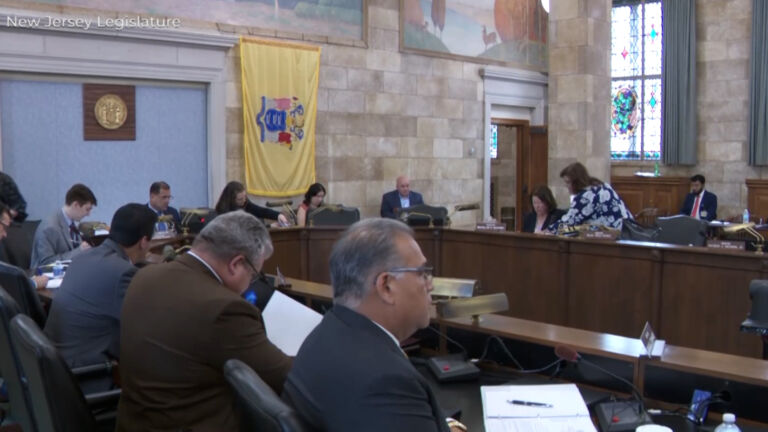 State lawmakers advance budget bill in late-night votes