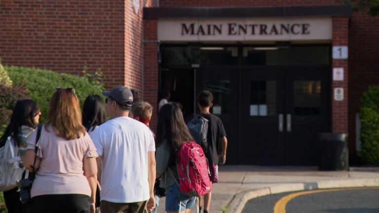 Ridgewood High School switches to a later start time