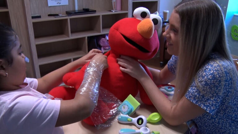 How ‘medical play’ prepares children for hospital procedures