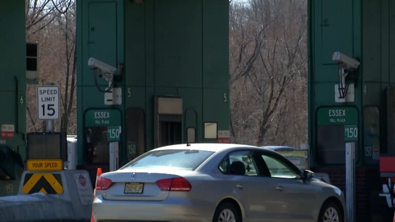 Democrats urge Murphy to block 3% toll hike for turnpike, parkway