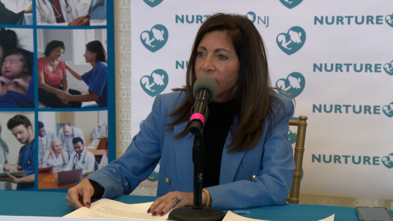 Standardizing maternal health care, welcoming doulas into hospitals