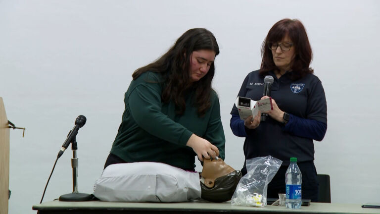 Overdose reversal training for college students, faculty