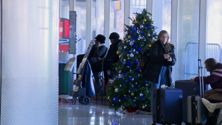 Millions from NJ take to the skies, roads and waters this holiday season