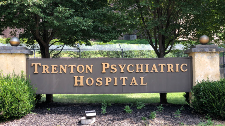 Suit blasts 4 state psychiatric hospitals for violent conditions, ‘unconstitutional’ policies