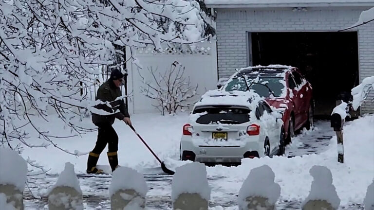 Nor’easter dumps snow across New Jersey, region
