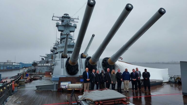 Battleship New Jersey to get long-awaited repairs
