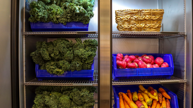 ‘Food Farmacy’ offers medication and healthy groceries all in one place