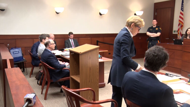 Oral arguments begin in lawsuit over smoking in NJ casinos
