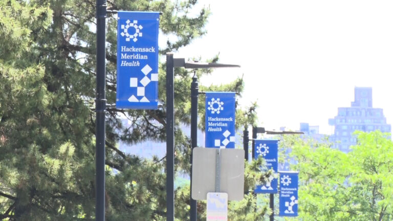 Last-minute deals for nurses at 2 hospitals; strike still possible at Palisades Medical