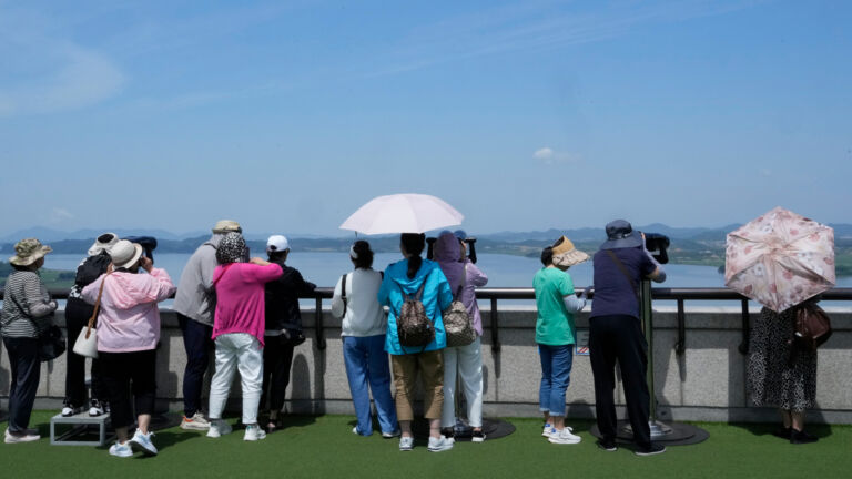 Bipartisan House move to help Korean American families riven by war