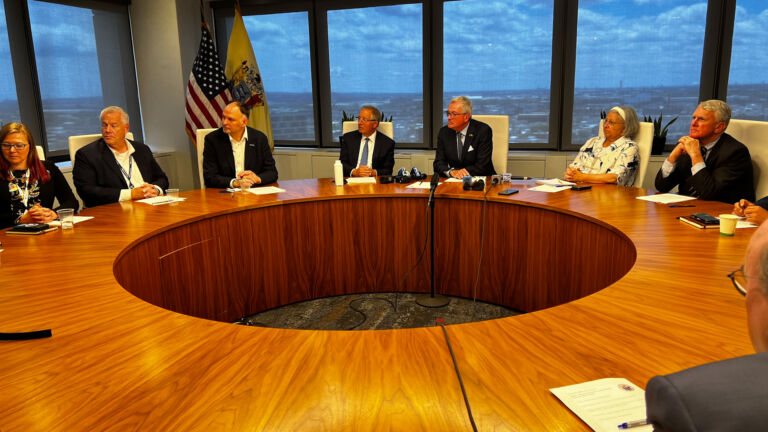 Amtrak, NJ Transit will cooperate to address train woes, Murphy pledges