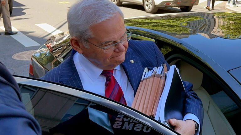 Senate ethics panel could be key in push to expel Menendez