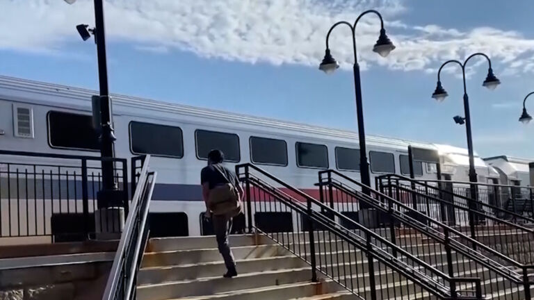 NJ Transit rolls out new discount for college students