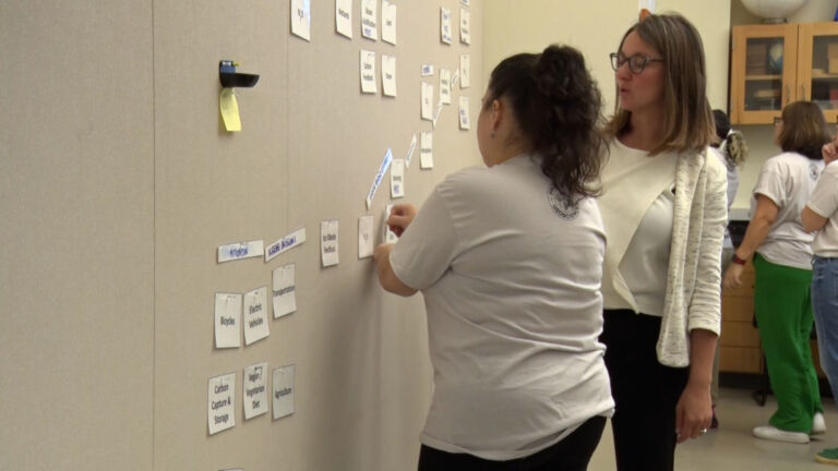 Teachers on a quest to better explain scientific topics