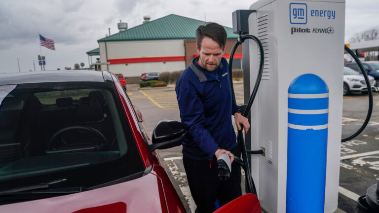 Electric vehicles, an election issue with long-term implications