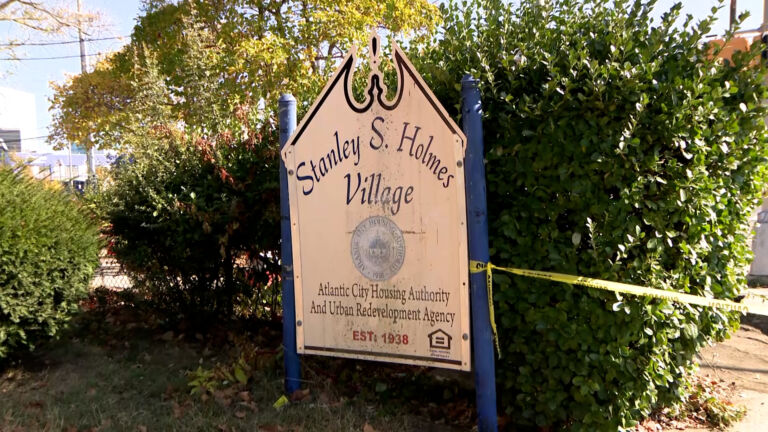 Winter on the way, Stanley Holmes Village residents fight for heat