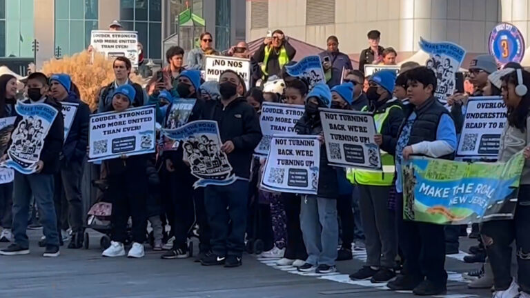 Immigrant groups brace for aggressive Trump enforcement actions