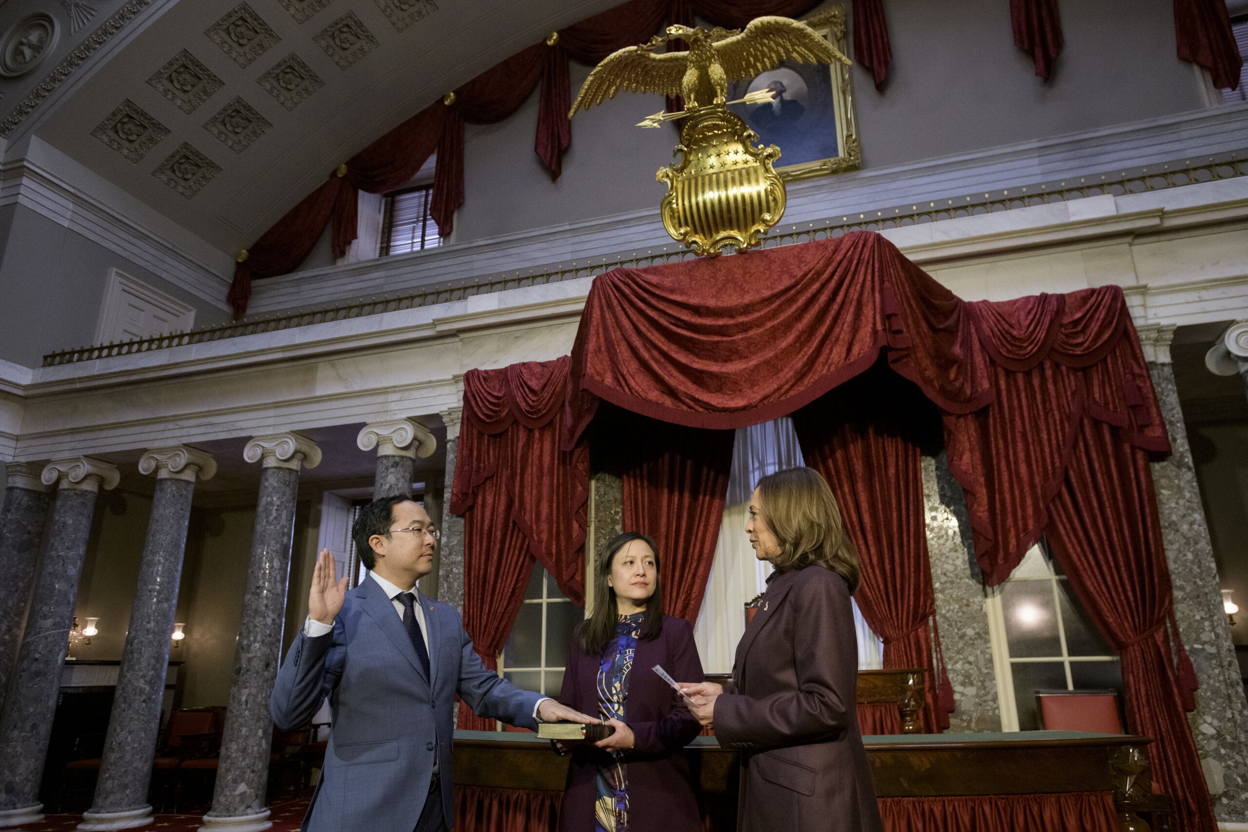 A month early, Kim joins U.S. Senate