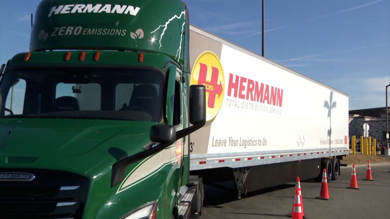Assembly committee approves delay of clean-truck rule