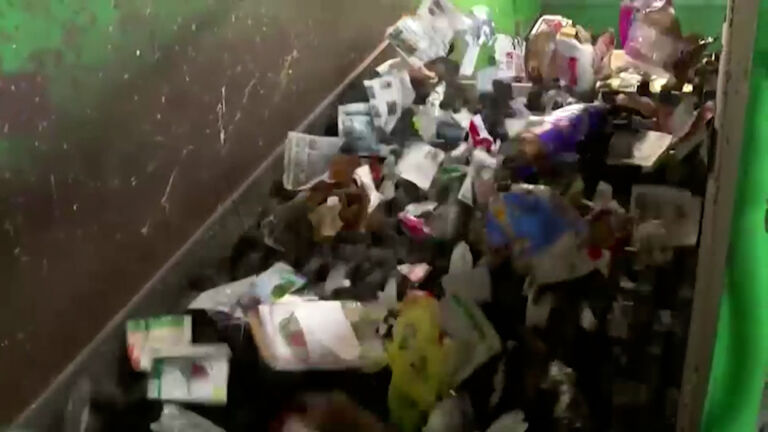 Controversial bill to cut plastic packaging advances