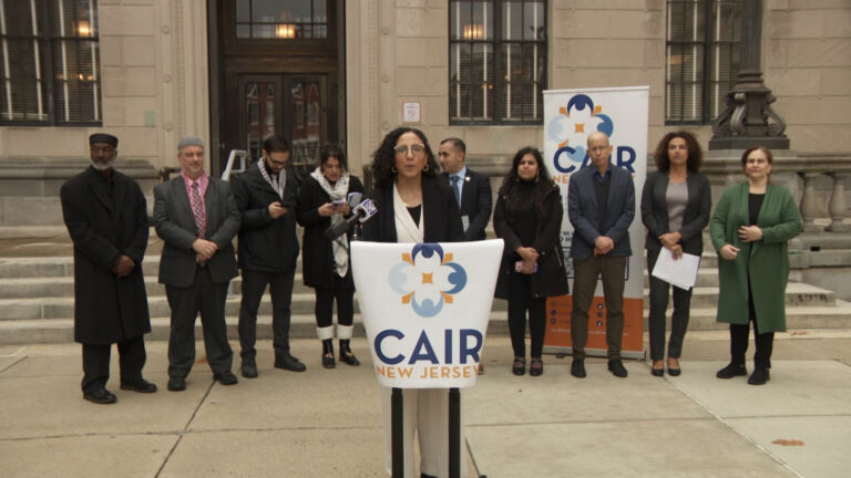 Activists urge lawmakers to help reduce anti-Muslim incidents