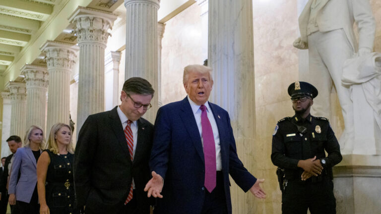 Republicans wrangle over SALT deduction, stumbling block to mammoth tax bill