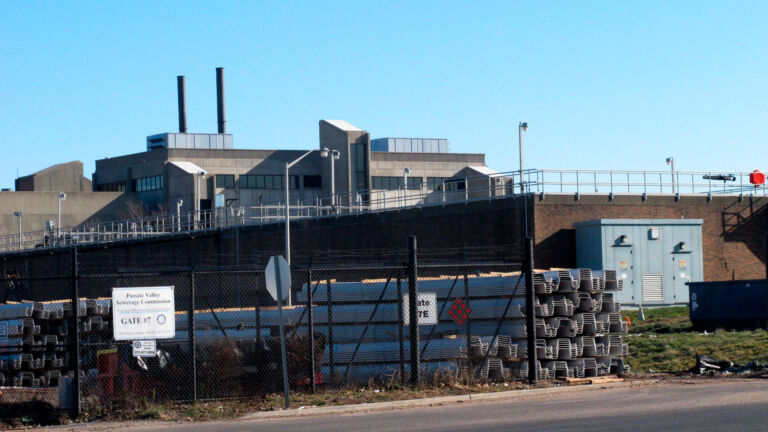 Controversial power plant for Newark gets go-ahead