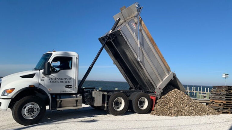 A Shore town turns to oysters to fight rising seas and erosion