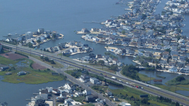 Coastal flood rules defy common sense, bipartisan officials say