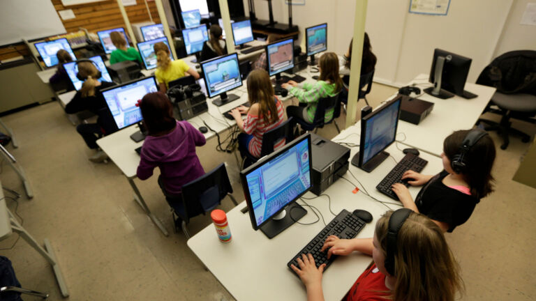 Launch of NJ’s new standardized tests was rushed, some school leaders say