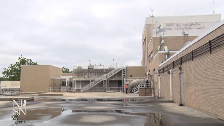 Trenton City continues to fight NJ over troubled water utility