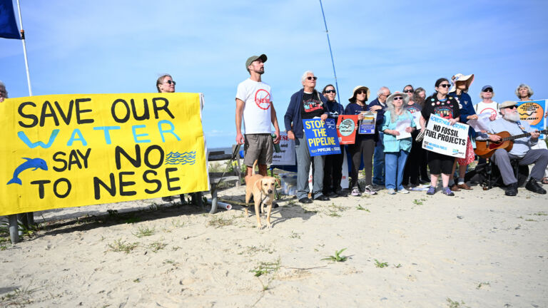 ‘Zombie’ pipeline raises environmental fears