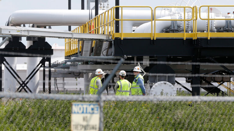 GOP moves to gut pipeline environmental reviews
