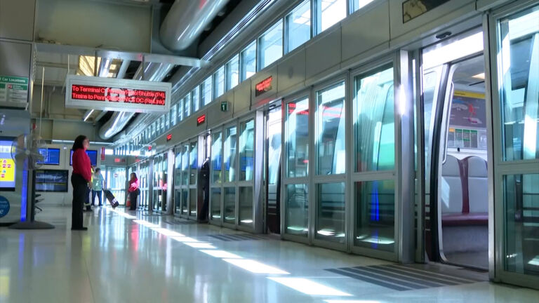Newark Liberty’s AirTrain to be replaced, finally